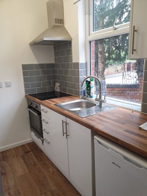 Photo 7- click for photo gallery